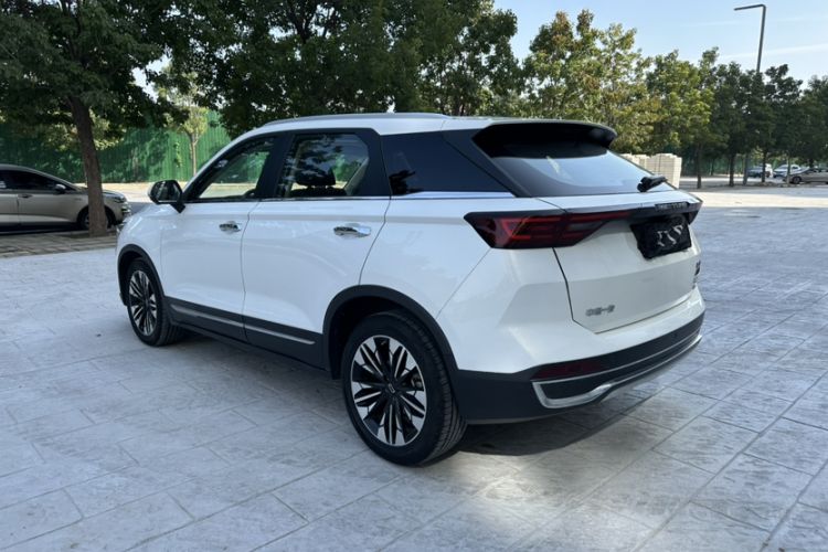 Used Bestune T77 2023 1.5T Automatic Luxury Model Exterior 5