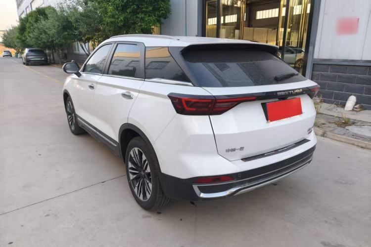Used Bestune T77 2023 1.5T Automatic Luxury Model Exterior 5