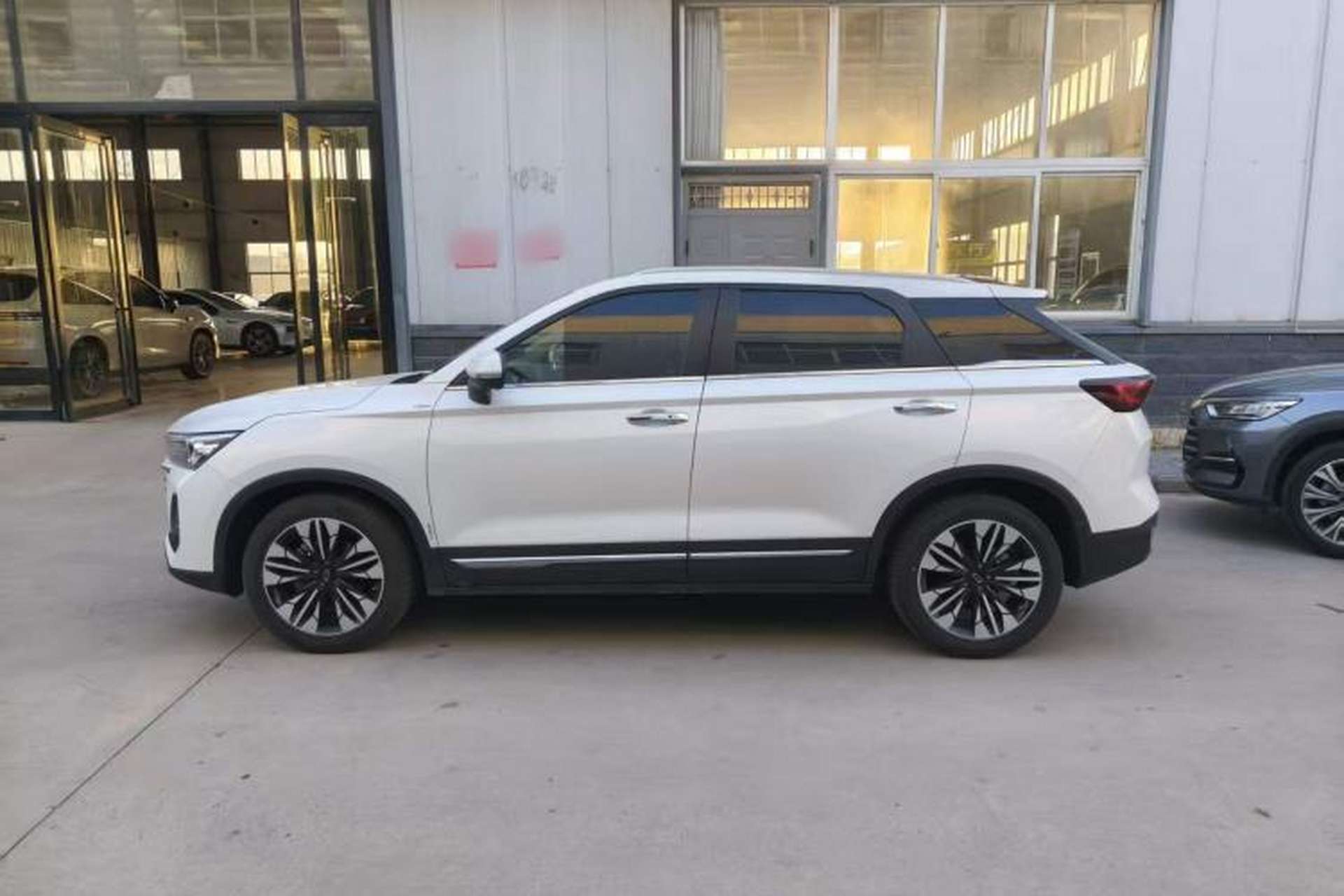 Used Bestune T77 2023 1.5T Automatic Luxury Model Exterior 6