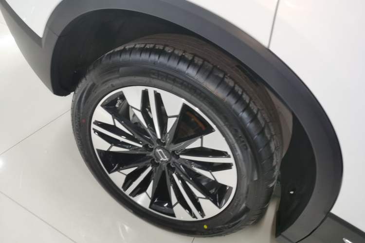 Used Bestune T77 2023 1.5T Automatic Luxury Model Exterior 8