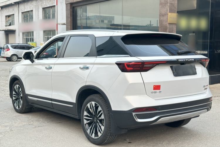 Used Bestune T77 2023 1.5T Automatic Luxury Model Exterior 8
