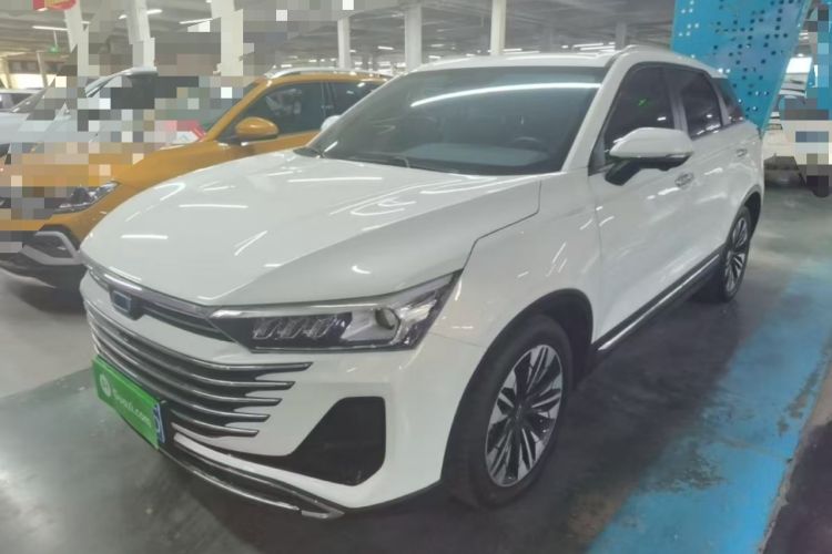Bestune T77 2023