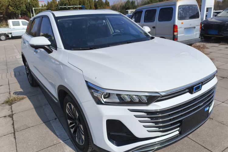 Used Bestune T77 2023 1.5T Automatic Luxury Model Front Right 45 Deg