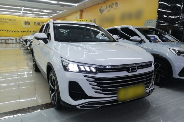 Used Bestune T77 2023 1.5T Automatic Premium Edition Front Right 45 Deg