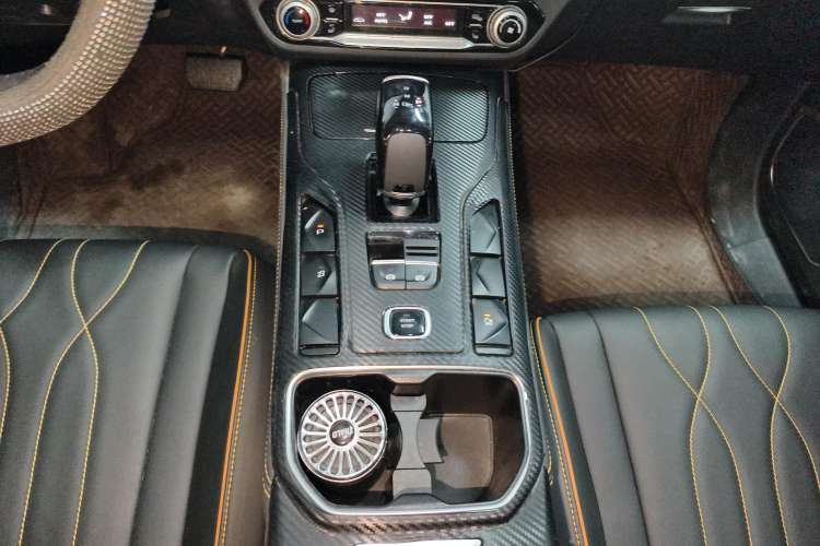 Used Bestune T77 2023 1.5T Automatic Luxury Model Gear Lever