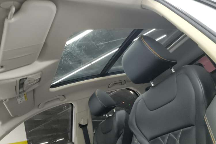 Used Bestune T77 2023 1.5T Automatic Premium Edition Headliner
