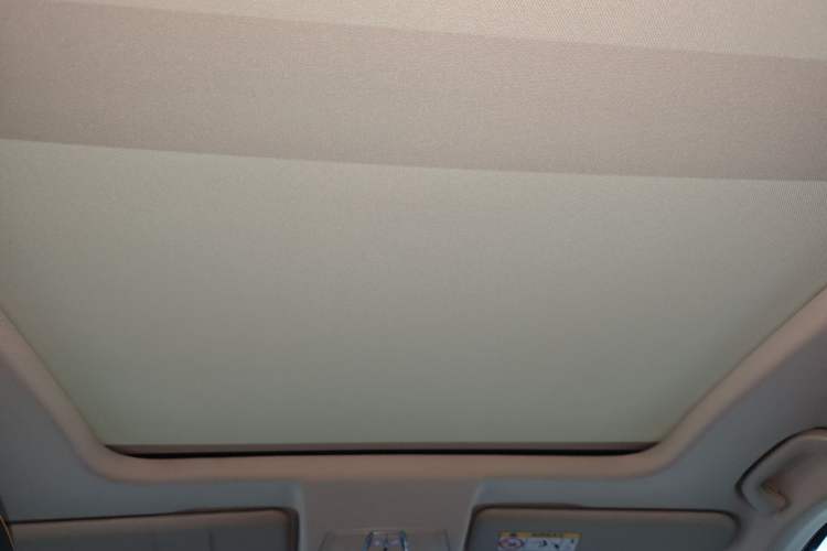 Used Bestune T77 2023 1.5T Automatic Luxury Model Headliner