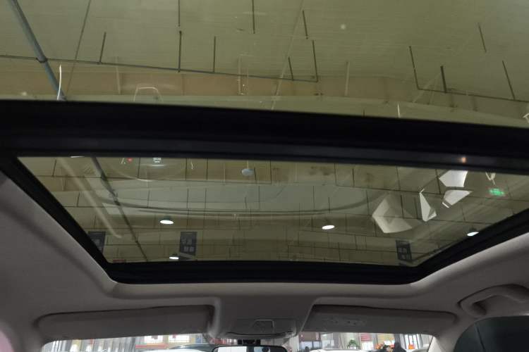 Used Bestune T77 2023 1.5T Automatic Luxury Model Headliner