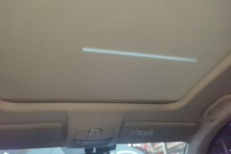 Used Bestune T77 2023 1.5T Automatic Luxury Model Headliner