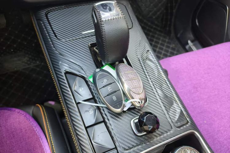 Used Bestune T77 2023 1.5T Automatic Luxury Model Interior 4