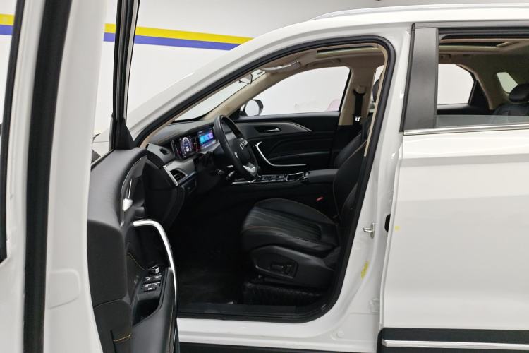 Used Bestune T77 2023 1.5T Automatic Luxury Model Left Front Seat