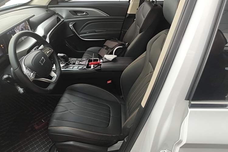Used Bestune T77 2023 1.5T Automatic Luxury Model Left Front Seat