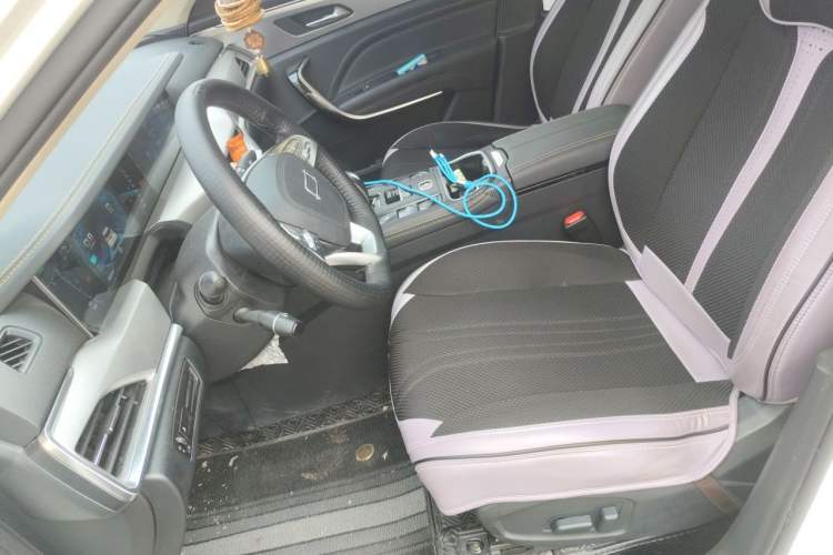 Used Bestune T77 2023 1.5T Automatic Luxury Model Left Front Seat