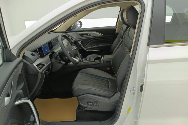 Used Bestune T77 2023 1.5T Automatic Luxury Model Left Front Seat