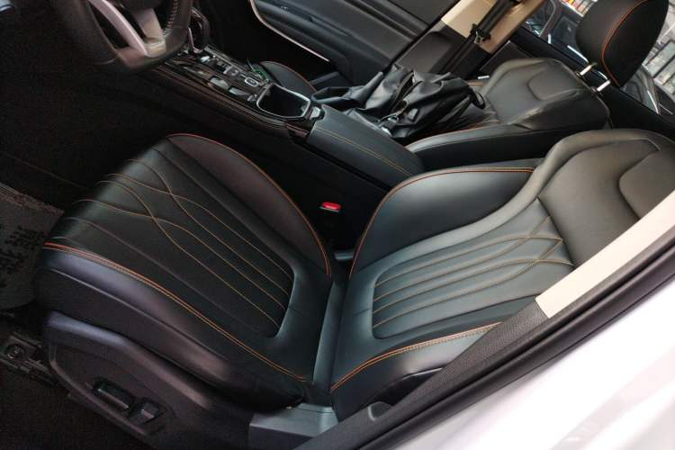 Used Bestune T77 2023 1.5T Automatic Luxury Model Left Front Seat