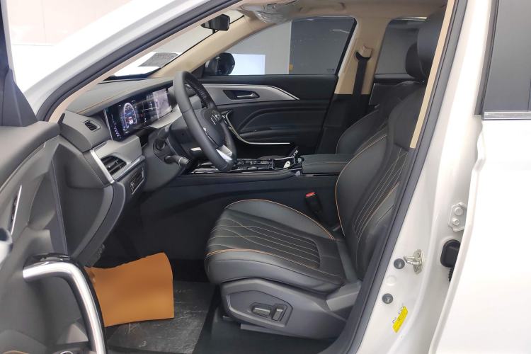 Used Bestune T77 2023 1.5T Automatic Luxury Model Left Front Seat