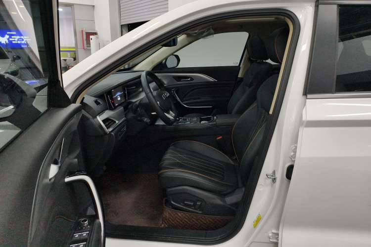 Used Bestune T77 2023 1.5T Automatic Luxury Model Left Front Seat