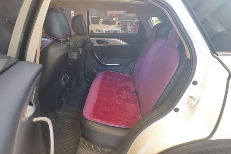 Used Bestune T77 2023 1.5T Automatic Luxury Model Left Rear Seat