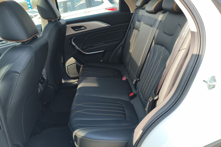 Used Bestune T77 2023 1.5T Automatic Luxury Model Left Rear Seat