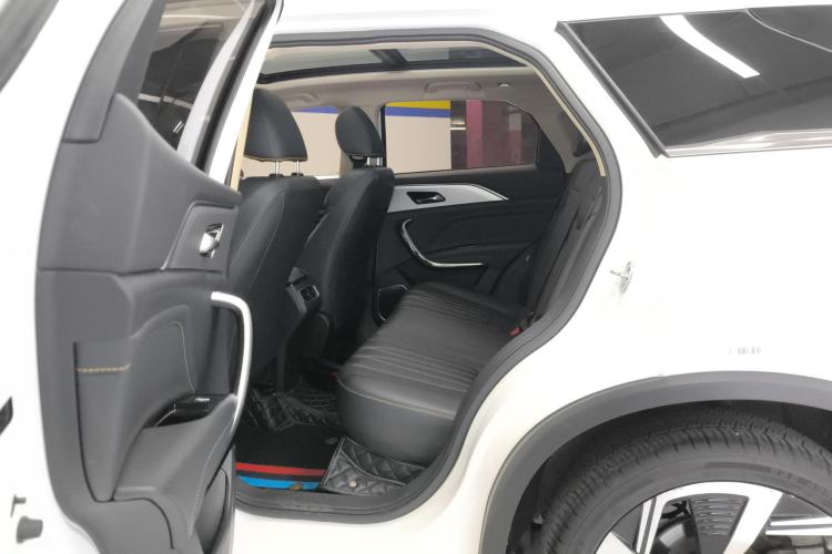 Used Bestune T77 2023 1.5T Automatic Premium Edition Left Rear Seat