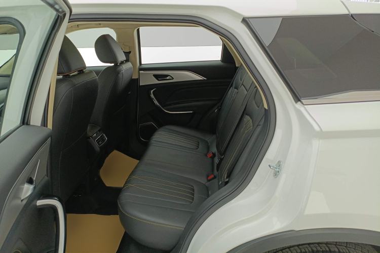 Used Bestune T77 2023 1.5T Automatic Luxury Model Left Rear Seat