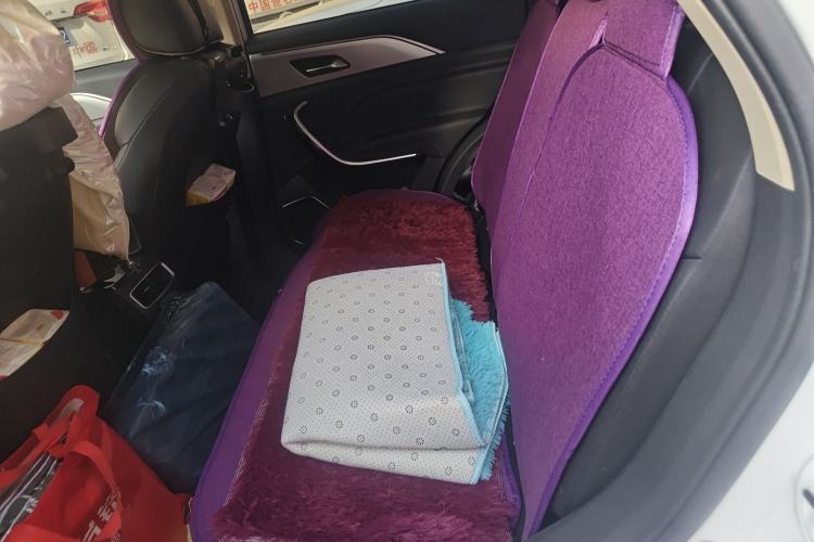 Used Bestune T77 2023 1.5T Automatic Luxury Model Left Rear Seat