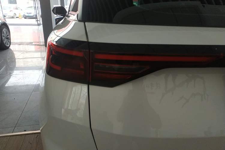 Used Bestune T77 2023 1.5T Automatic Luxury Model Left Rear Taillight
