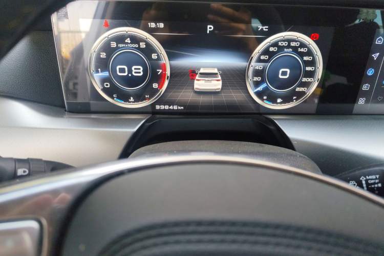 Used Bestune T77 2023 1.5T Automatic Luxury Model Odometer Close Up