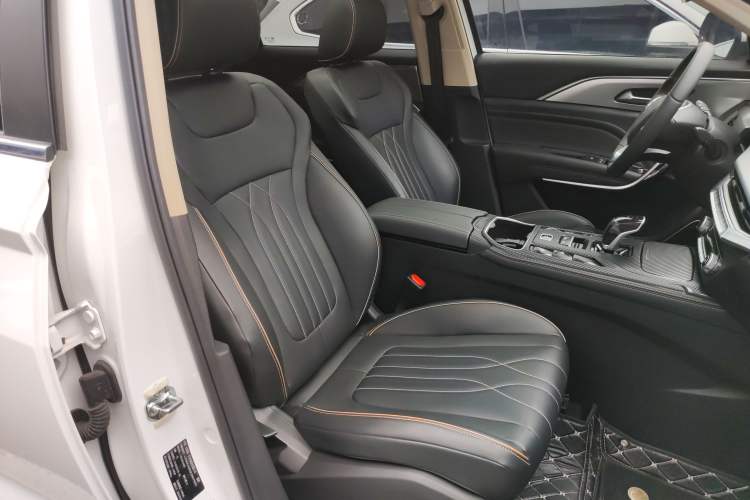 Used Bestune T77 2023 1.5T Automatic Luxury Model Right Front Seat