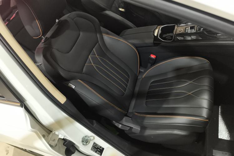Used Bestune T77 2023 1.5T Automatic Luxury Model Right Front Seat