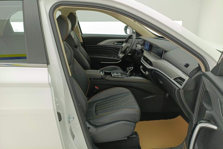 Used Bestune T77 2023 1.5T Automatic Luxury Model Right Front Seat