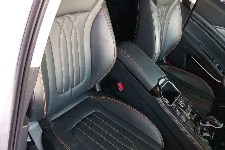 Used Bestune T77 2023 1.5T Automatic Luxury Model Right Front Seat