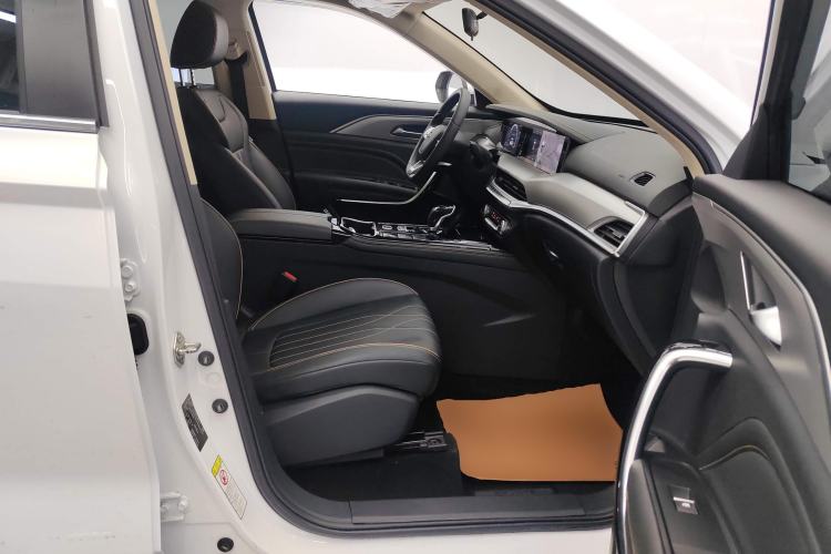 Used Bestune T77 2023 1.5T Automatic Luxury Model Right Front Seat