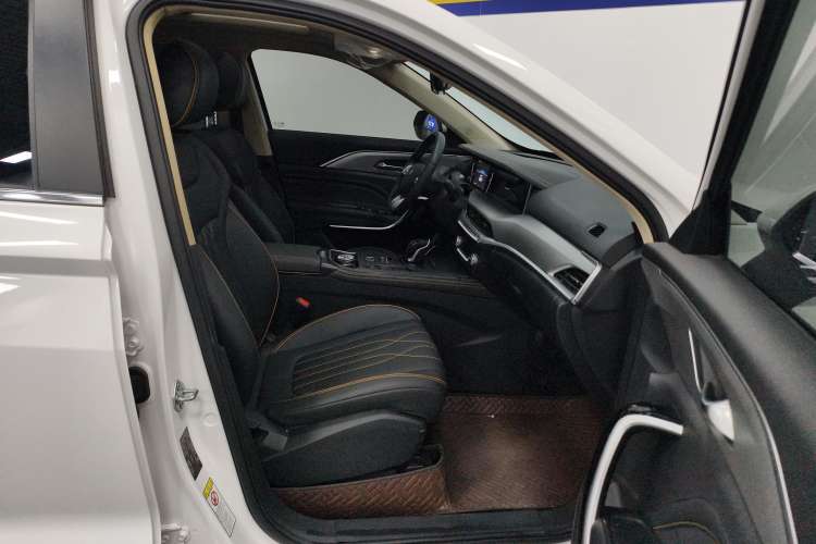 Used Bestune T77 2023 1.5T Automatic Luxury Model Right Front Seat