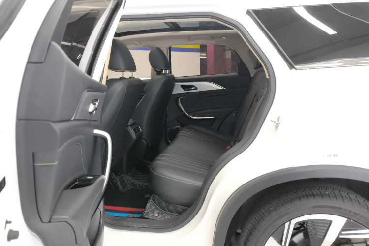 Used Bestune T77 2023 1.5T Automatic Premium Edition Right Rear Seat
