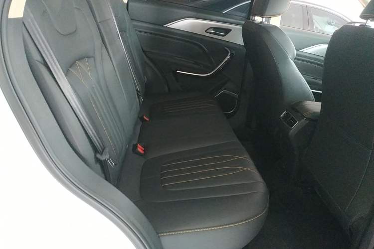 Used Bestune T77 2023 1.5T Automatic Luxury Model Right Rear Seat
