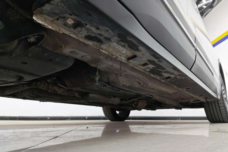 Used Bestune T77 2023 1.5T Automatic Luxury Model Right Side Sill