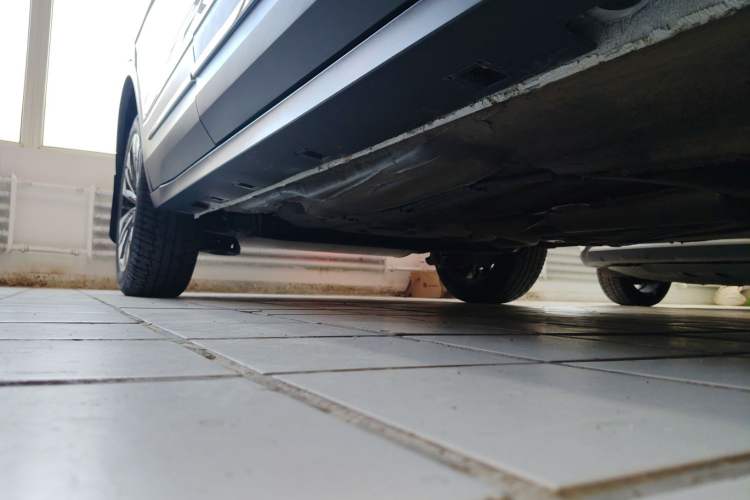 Used Bestune T77 2023 1.5T Automatic Luxury Model Right Side Sill