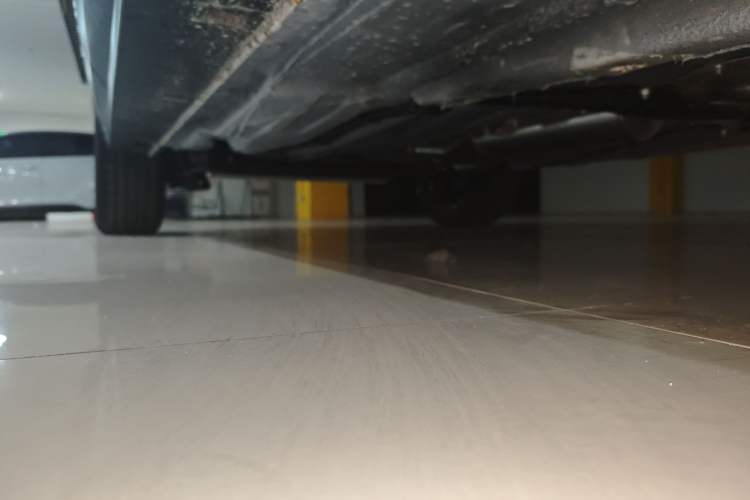 Used Bestune T77 2023 1.5T Automatic Luxury Model Right Side Sill