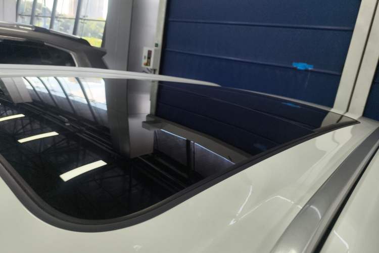 Used Bestune T77 2023 1.5T Automatic Luxury Model Roof