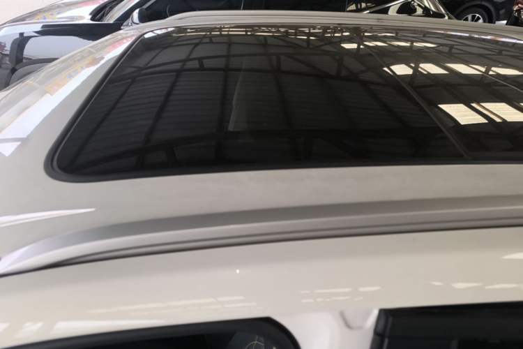 Used Bestune T77 2023 1.5T Automatic Luxury Model Roof