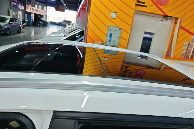Used Bestune T77 2023 1.5T Automatic Luxury Model Roof