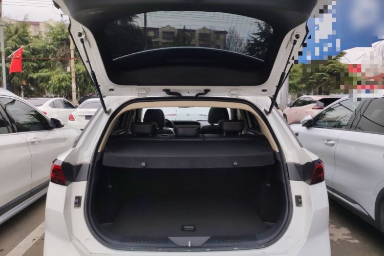 Used Bestune T77 2023 1.5T Automatic Luxury Model Trunk