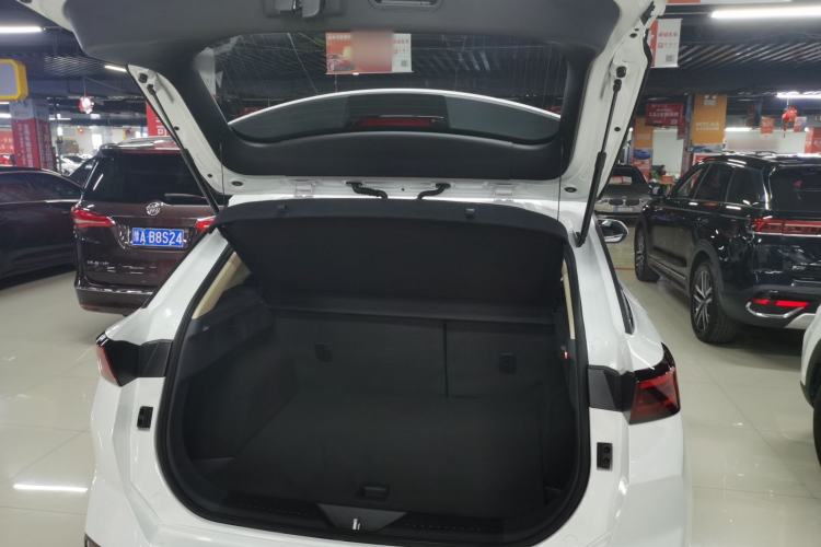 Used Bestune T77 2023 1.5T Automatic Luxury Model Trunk