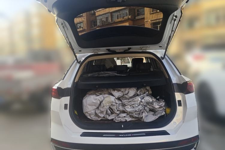 Used Bestune T77 2023 1.5T Automatic Luxury Model Trunk