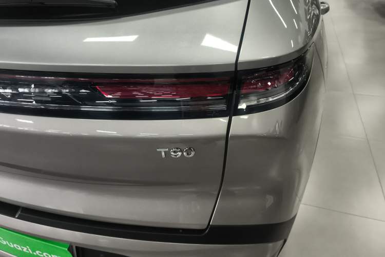 Used Bestune T90 2025 Dragon Edition 1.5T Enjoyment Model Right Rear Taillight