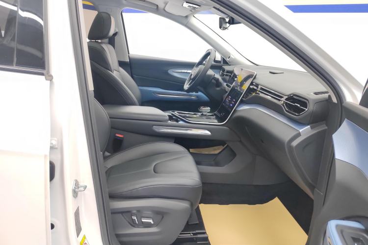 Used Bestune T90 2023 1.5T DCT Automatic Prestige Edition Right Front Seat