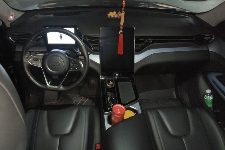 Used Bestune T90 2023 1.5T DCT Automatic Prestige Edition Center Console