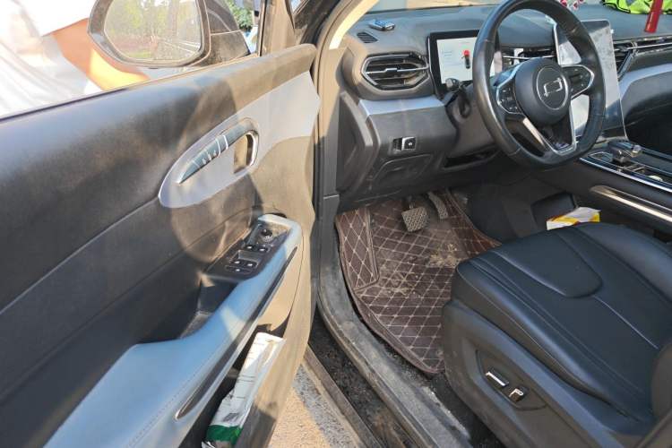 Used Bestune T90 2023 1.5T DCT Automatic Luxury Edition Driver Seat