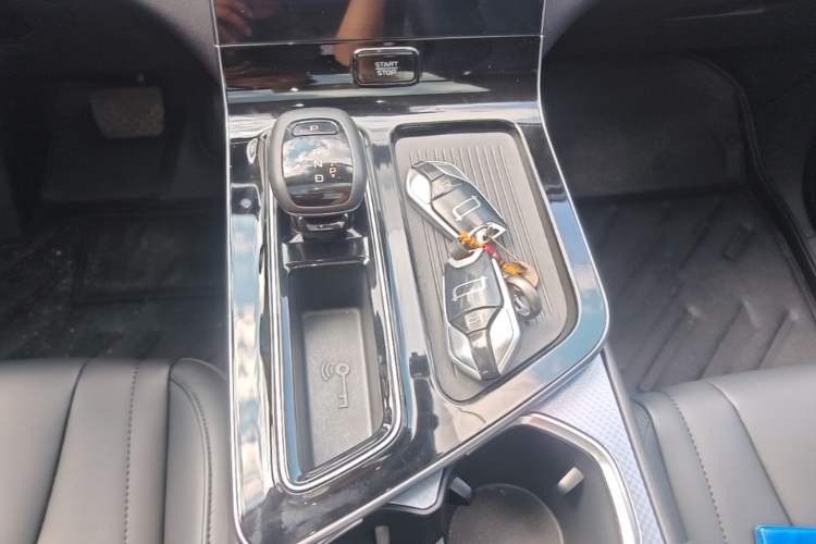 Used Bestune T90 2023 1.5T DCT Automatic Luxury Edition Gear Lever
